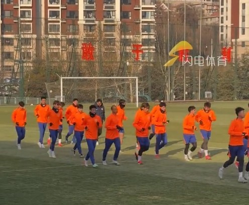 魯媒：泰山隊亞冠賽前訓練五外援集結(jié)，劉彬彬、李源一、鄭錚缺席