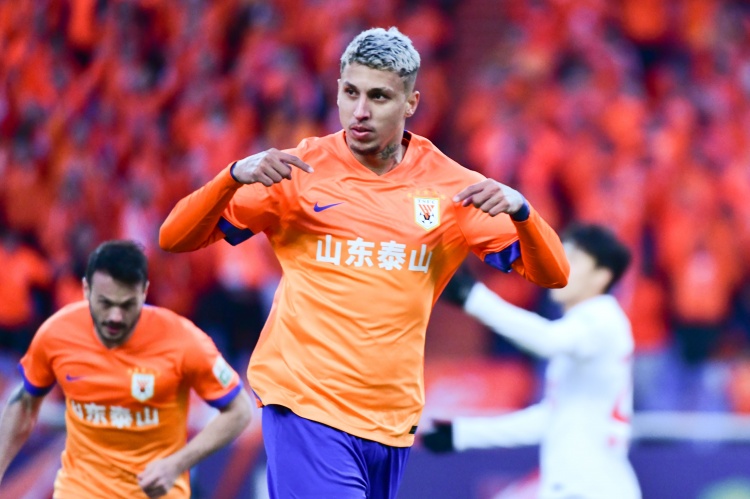  克雷桑：今天我們有理由慶祝，五外援對提升勝率會有非常大的幫助