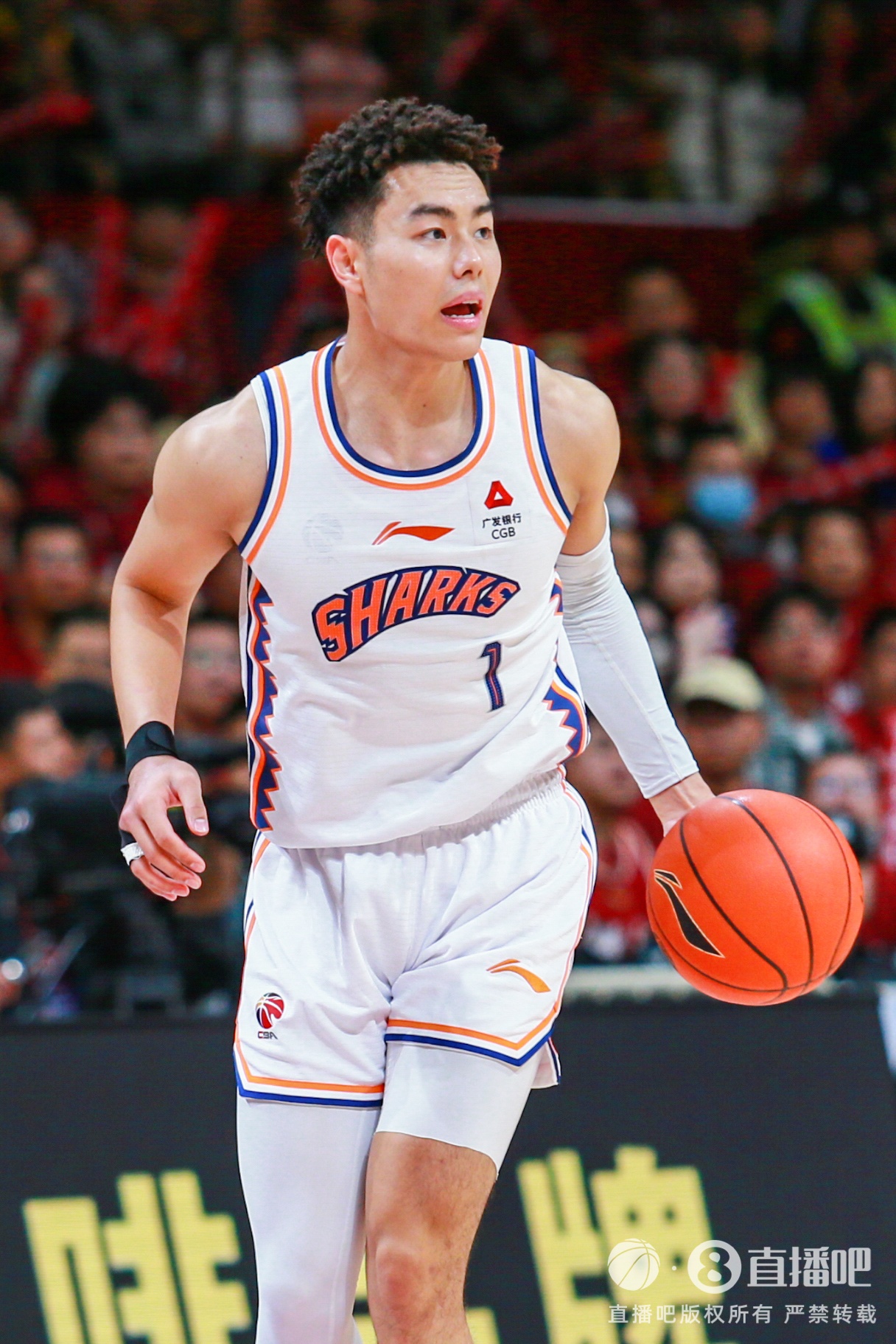  狀態(tài)火熱！李添榮15投10中&三分12中7 得到28分3板2助