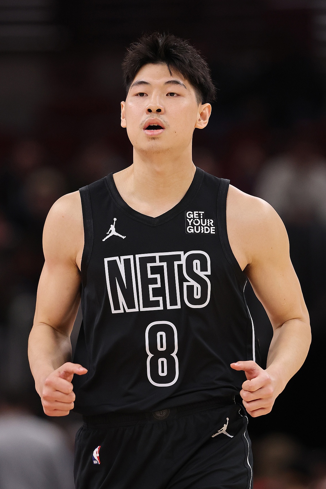  崔永熙：穿屬于自己的NBA球衣很不真實(shí) 有時還會懷疑是不是自己的