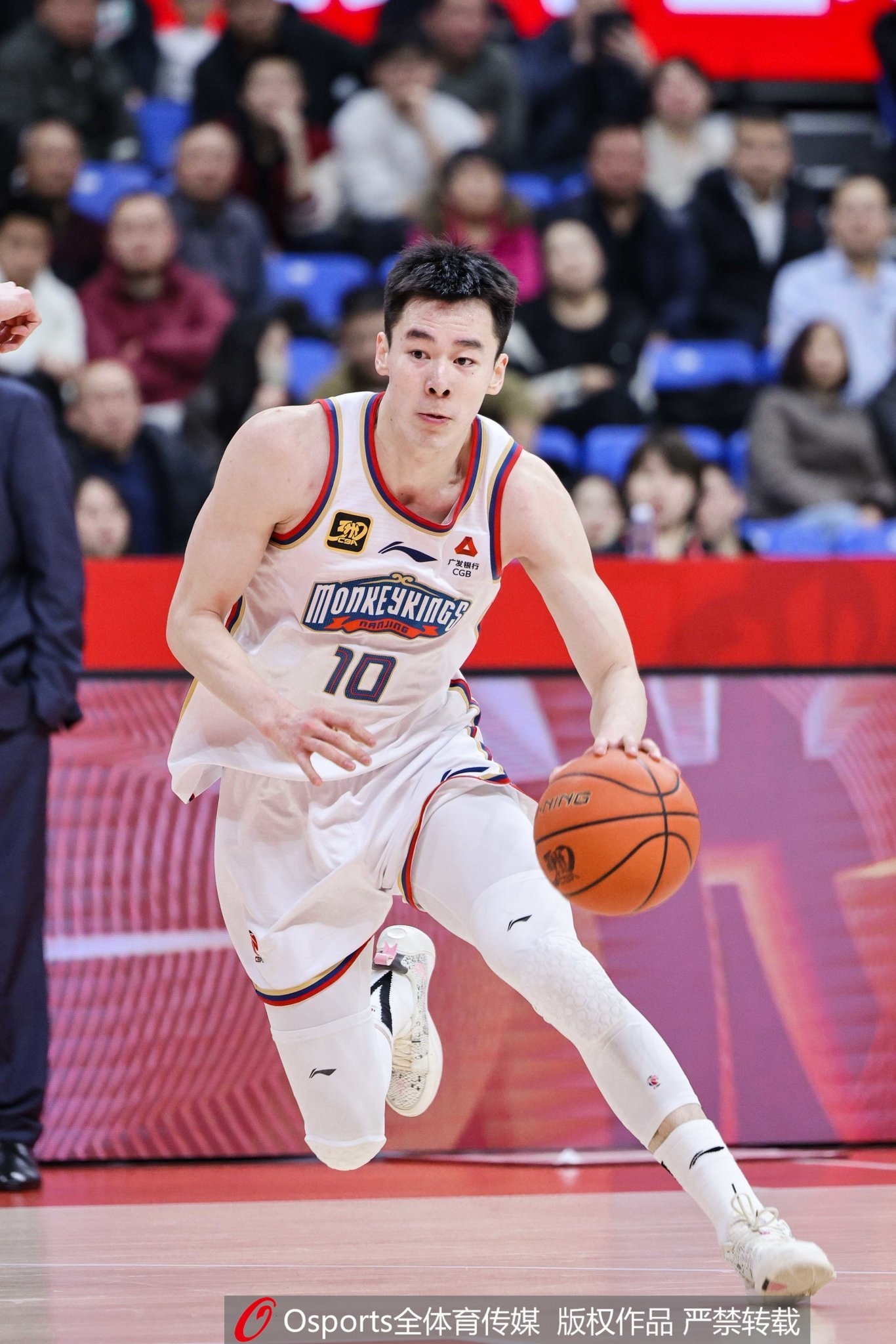  沖擊力十足！郭昊文17投5中&罰球14中12 得到24分10板5助